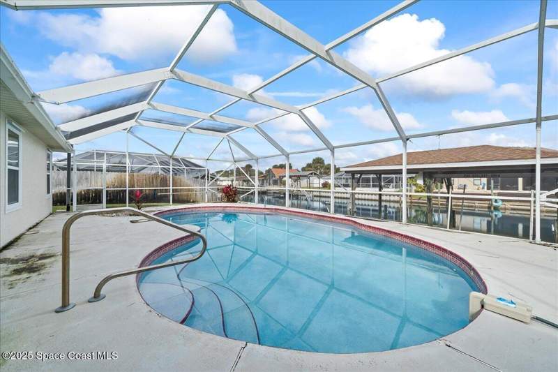 4 bedroom Single Family Residence at 284 Hiawatha Way, Sunnyland Beach, Melbourne Beach — photo 5