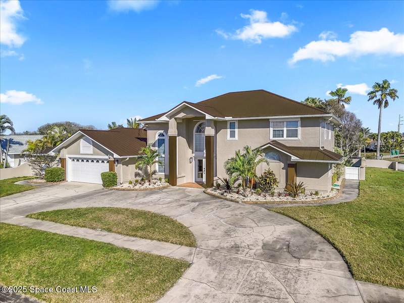5 bedroom Single Family Residence at 204 Cherry Drive, Melbourne Beach S, Melbourne Beach — photo 3