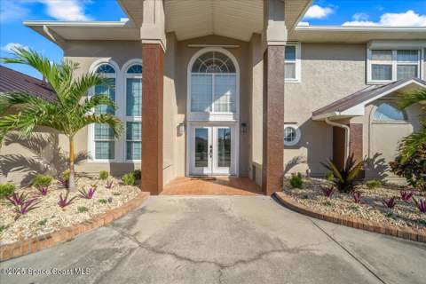 204 Cherry Drive, Melbourne Beach FL - photo 6 of 41