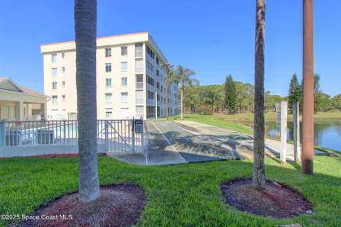 1420 Huntington Lane #2101, Rockledge FL - photo 8 of 38