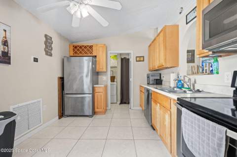 2977 Sebastian Lane, Melbourne FL - photo 7 of 27