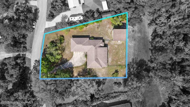 3 bedroom Single Family Residence at 4220 Robins Hill Court, Robins Hill Acres, Mims — photo 5