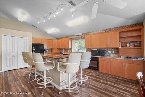 4220 Robins Hill Court, Mims FL - photo 13 of 51