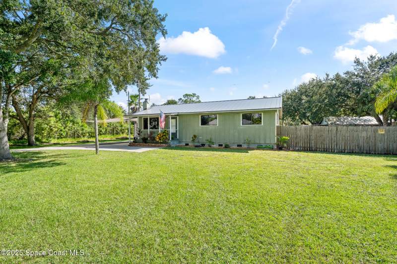 3 bedroom Single Family Residence at 9633 Honeysuckle Drive, Sebastian, Sebastian — photo 4