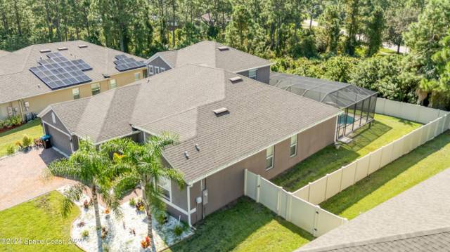 Stonebriar At Bayside Lakes