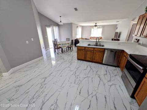 872 Ravenswood Street, Palm Bay FL - photo 20 of 31