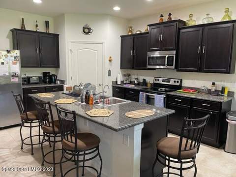 4464 Caladium Circle, West Melbourne FL - photo 8 of 31