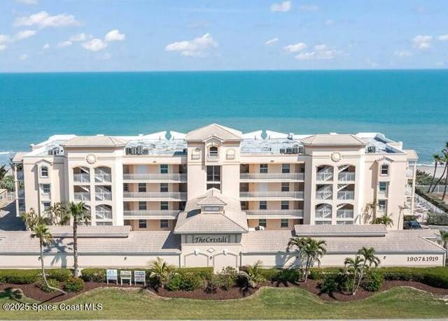 Cristal Condo