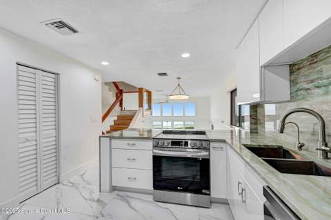 2711 S Highway A1a, Melbourne Beach FL - photo 23 of 78