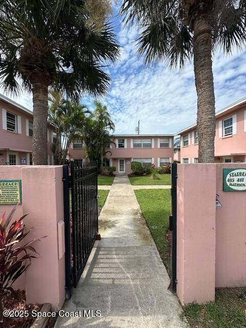 Starbeach Condo