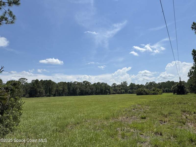 2 bedroom Single Family Residence at 4300 Justa Road, Indian River Park, Mims — photo 4