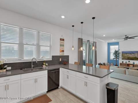 475 Strand Drive, Melbourne Beach FL - photo 8 of 41