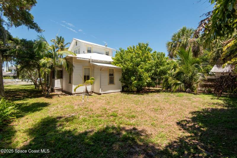 3 bedroom Single Family Residence at 2101 Vernon Place, Powells Resubd of Melbourne, Melbourne — photo 5