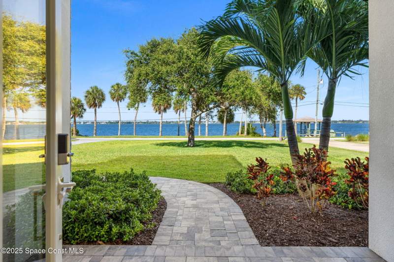 4 bedroom Single Family Residence at 1949 Rockledge Drive, Rockledge, Rockledge — photo 5