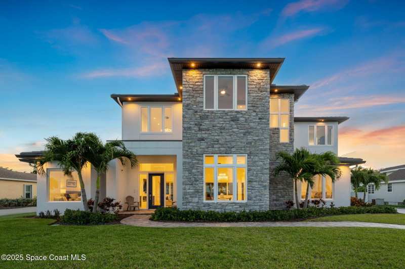 4 bedroom Single Family Residence at 1949 Rockledge Drive, Rockledge, Rockledge — photo 1