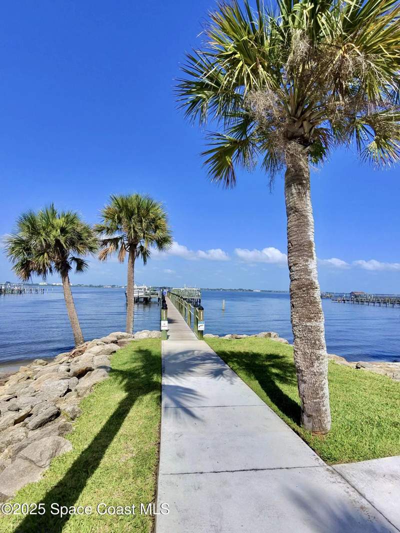4 bedroom Single Family Residence at 475 Strand Drive, Harbor Island Beach Club, Melbourne Beach — photo 5