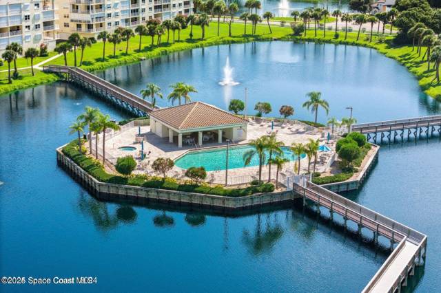 Solana Lake Condo