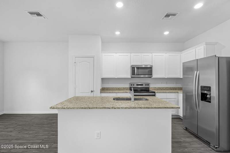 3 bedroom Single Family Residence at 1441 Paramount Avenue, Port Malabar Unit 16, Palm Bay — photo 3