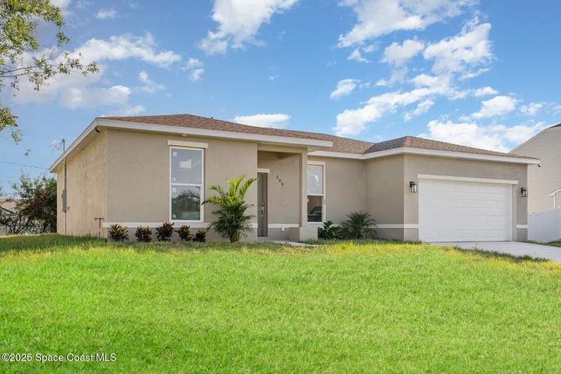 4 bedroom Single Family Residence at 509 Andrew Street, Port Malabar Unit 12, Palm Bay — photo 2
