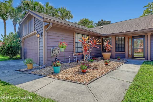 Admiralty Lakes Lake Patio Homes