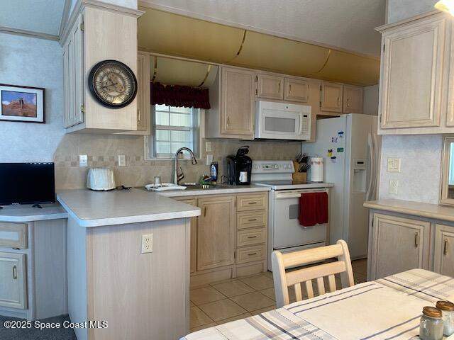 1 bedroom Manufactured Home at 2972 Discovery Place #50, Willow Lakes Rv Resort, Titusville — photo 5