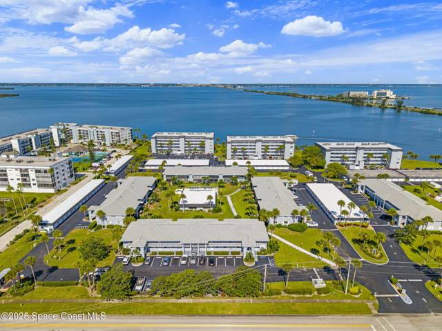 The 4 Seasons Condo
