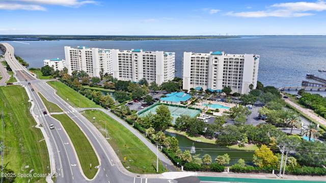 Harbor Pointe Condo