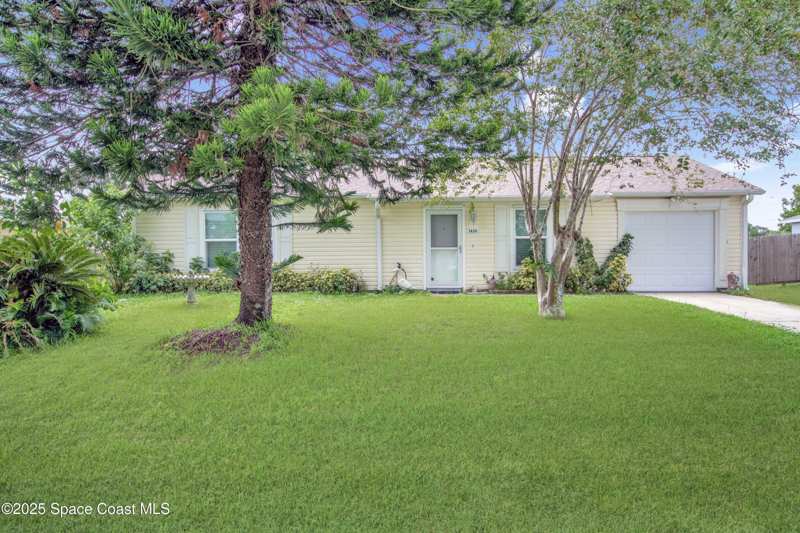 2 bedroom Single Family Residence at 1426 Healey Street, Port Malabar Unit 42, Palm Bay — photo 1
