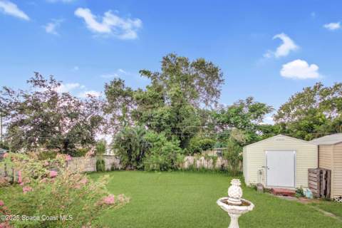 1426 Healey Street, Palm Bay FL - photo 10 of 32