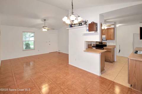 1426 Healey Street, Palm Bay FL - photo 15 of 32