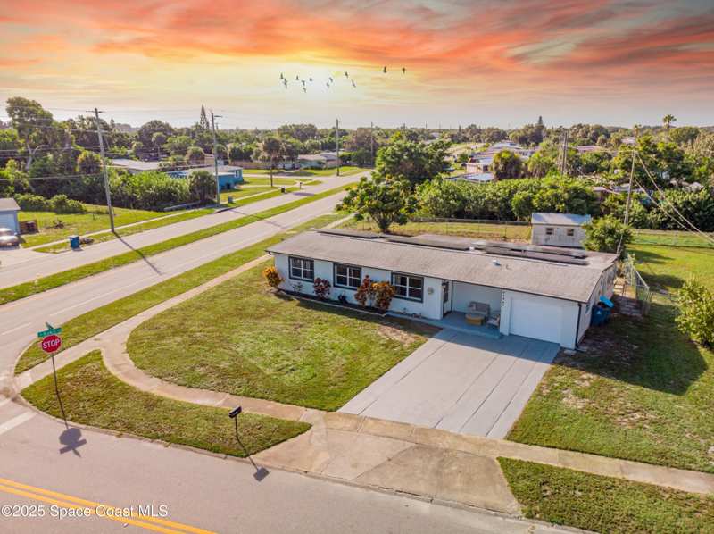 4 bedroom Single Family Residence at 2996 Garden Terrace, Palm Bay, Palm Bay — photo 1