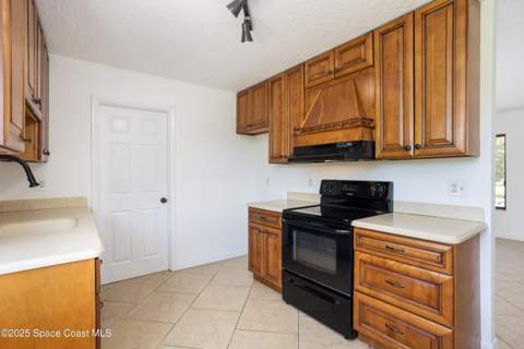 670 Altona Street, Palm Bay FL - photo 7 of 21