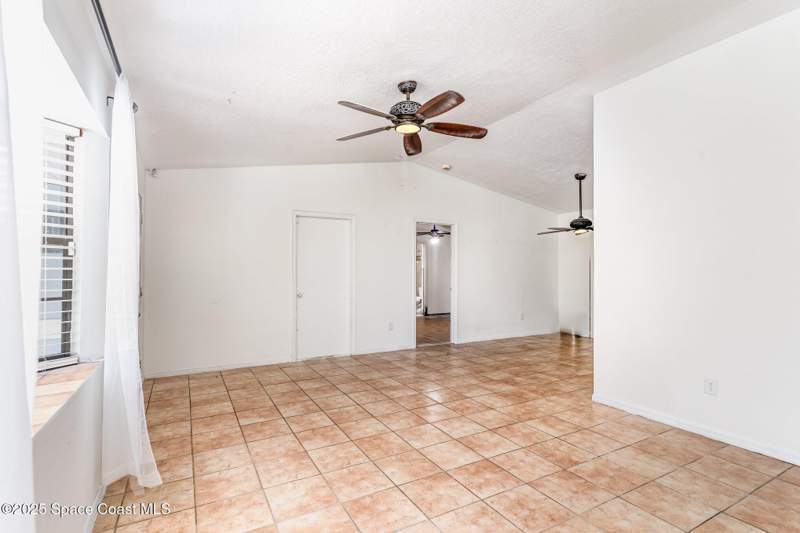 3 bedroom Single Family Residence at 1804 Thomasville Avenue, Port Malabar Unit 17, Palm Bay — photo 2