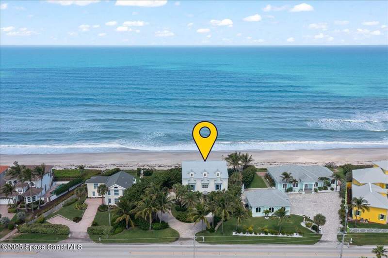 3 bedroom Single Family Residence at 5525 Highway A1a Highway, Melbourne Beach, Melbourne Beach — photo 3
