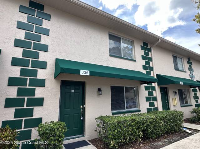Parkway Villas Condo