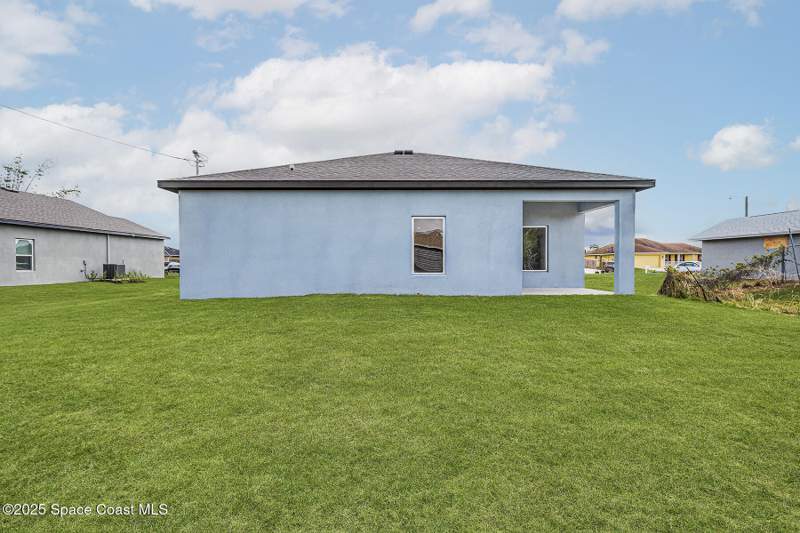 5 bedroom Single Family Residence at 435 Olney Street, Port Malabar Unit 31, Palm Bay — photo 3