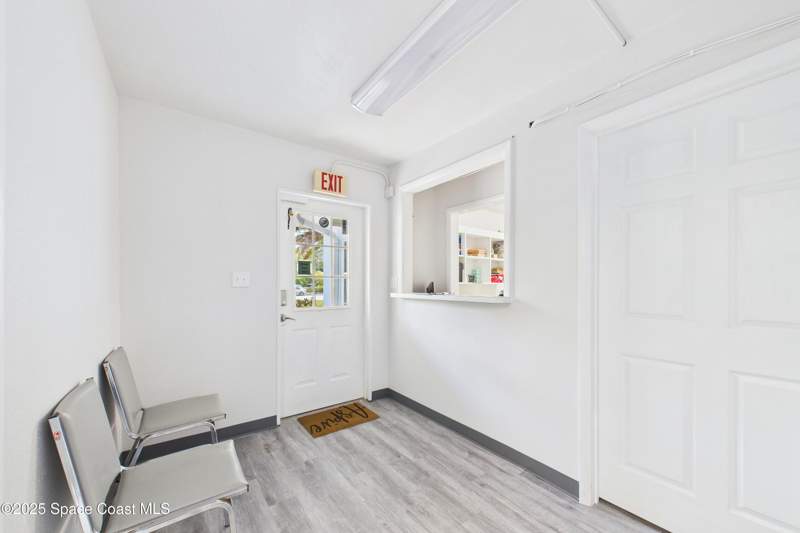 3 bedroom Single Family Residence at 1340 S Wickham Road, L S T Estates, Melbourne — photo 3