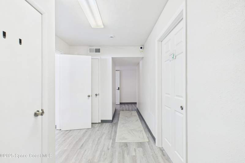3 bedroom Single Family Residence at 1340 S Wickham Road, L S T Estates, Melbourne — photo 5