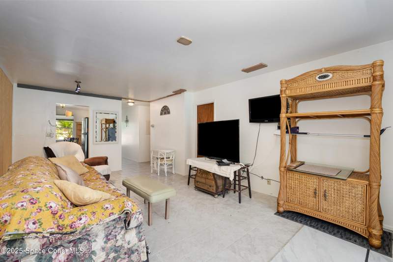 2 bedroom Townhouse at 1281 Cheney Highway #H, Meadows South-Sec 3 The, Titusville — photo 3