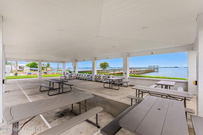 2 bedroom Manufactured Home at 206 Liberty Lane, A1A Condo Park Condo, Melbourne Beach — photo 5