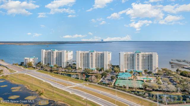 Harbor Pointe Condo