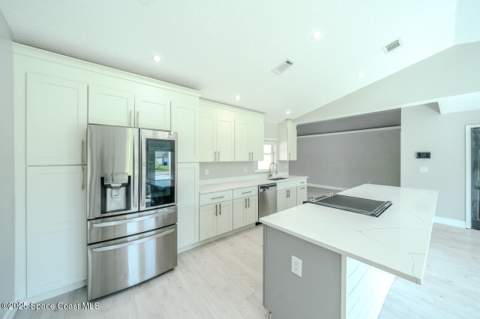 490 Tillman Avenue, Palm Bay FL - photo 9 of 38