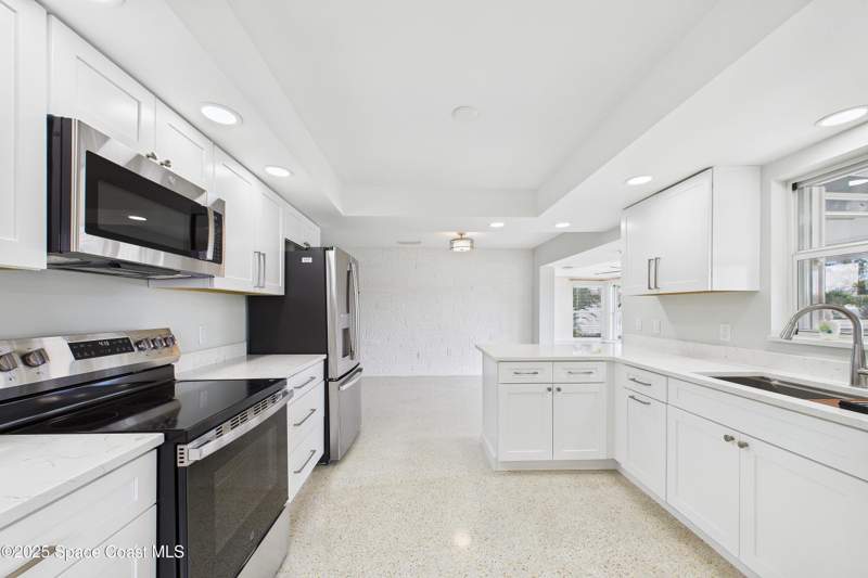 3 bedroom Single Family Residence at 1455 Hannah Drive, Vetter Isles Ests Sec 3, Merritt Island — photo 4