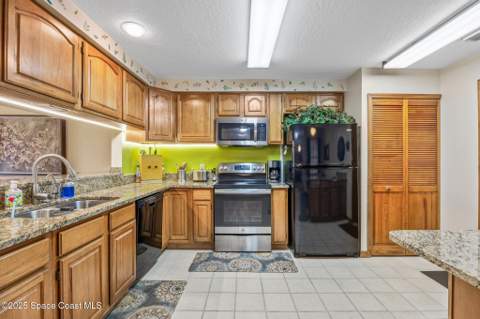 1311 Island Green Drive #B2-12, Palm Bay FL - photo 9 of 27