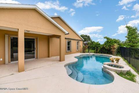 8426 Mizell Drive, Melbourne FL - photo 23 of 26