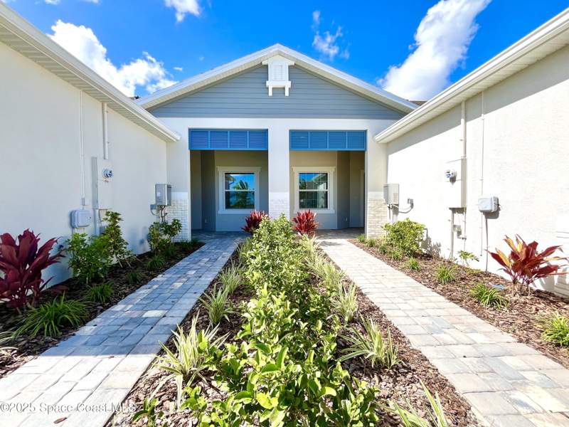 3 bedroom Townhouse at 3161 Galeras Drive, Pangea Park, Melbourne — photo 3