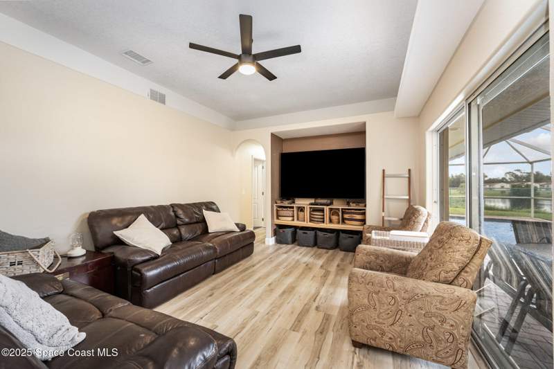 4 bedroom Single Family Residence at 5071 Somerville Drive, Somerville Subdivision Phase 1 Viera N Pud, Rockledge — photo 3