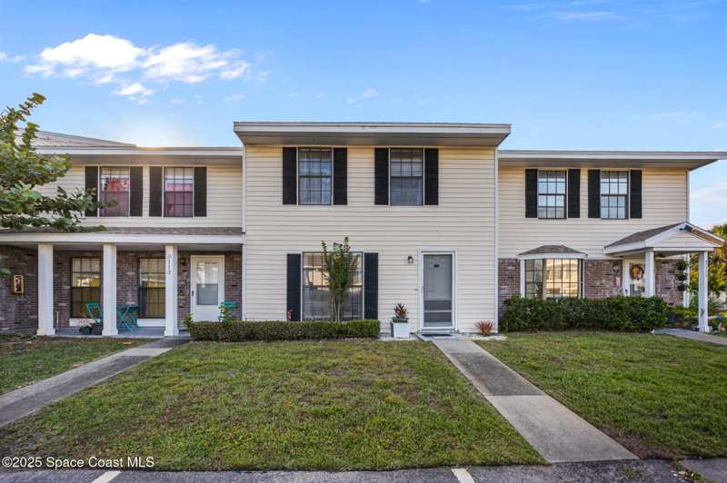3 bedroom Townhouse at 3112 Manor Drive, Windsor Park Townhomes, Palm Bay — photo 1