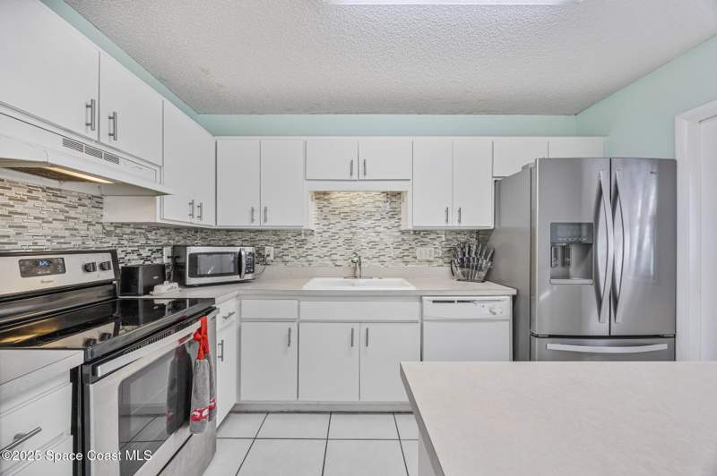 3 bedroom Townhouse at 3112 Manor Drive, Windsor Park Townhomes, Palm Bay — photo 4