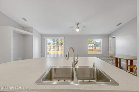 517 Hamwood Street, Palm Bay FL - photo 15 of 34